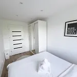 Osiedle Przyjazni Comfort By Bookinghost