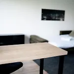 شقة Osiedle Przyjazni Comfort By Bookinghost *