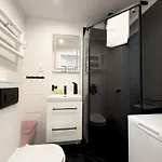 شقة Osiedle Przyjazni Comfort By Bookinghost بوزنان